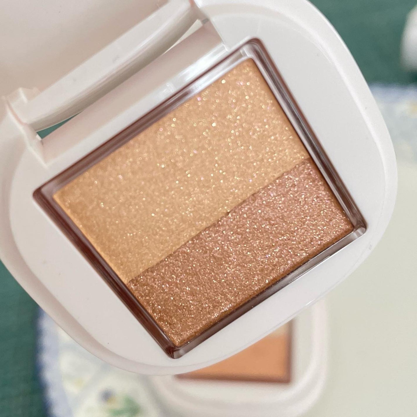 アイカラー/media luxe/アイシャドウパレットを使ったクチコミ(6枚目)