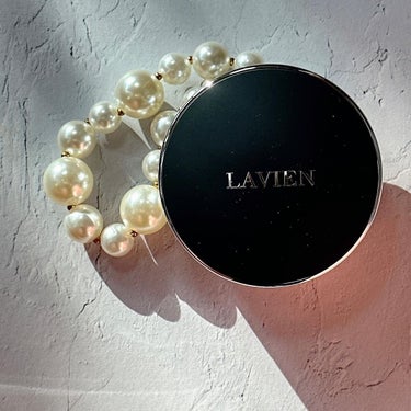 LAVIEN NATURAL PERFECT BLACK CUSHION