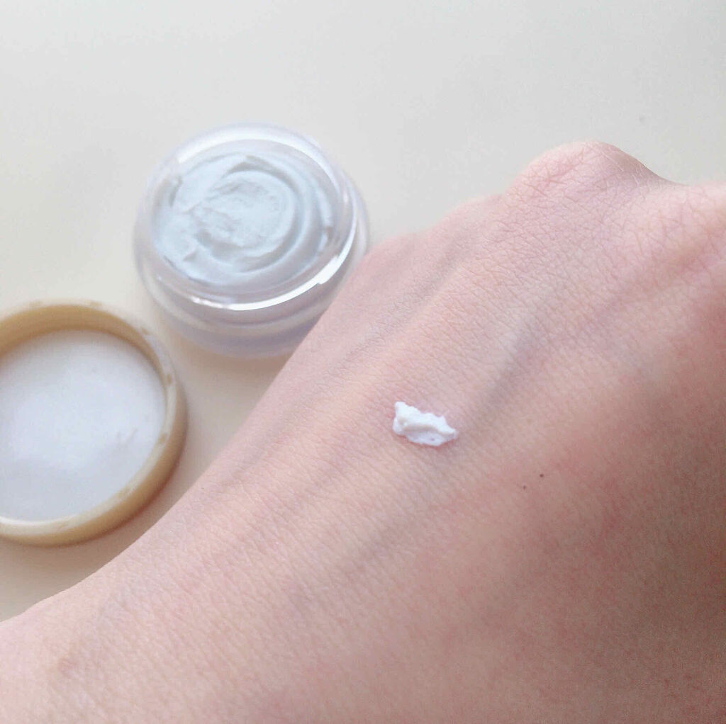 ポアレスエアリーベース/キャンメイク/化粧下地を使ったクチコミ（3枚目）