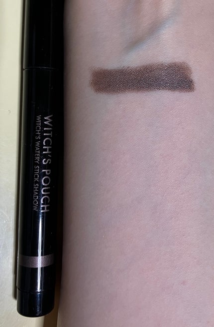 ウォータリースティックシャドウ 01 セピアブラウン/Witch's Pouch/スティックアイシャドウの画像