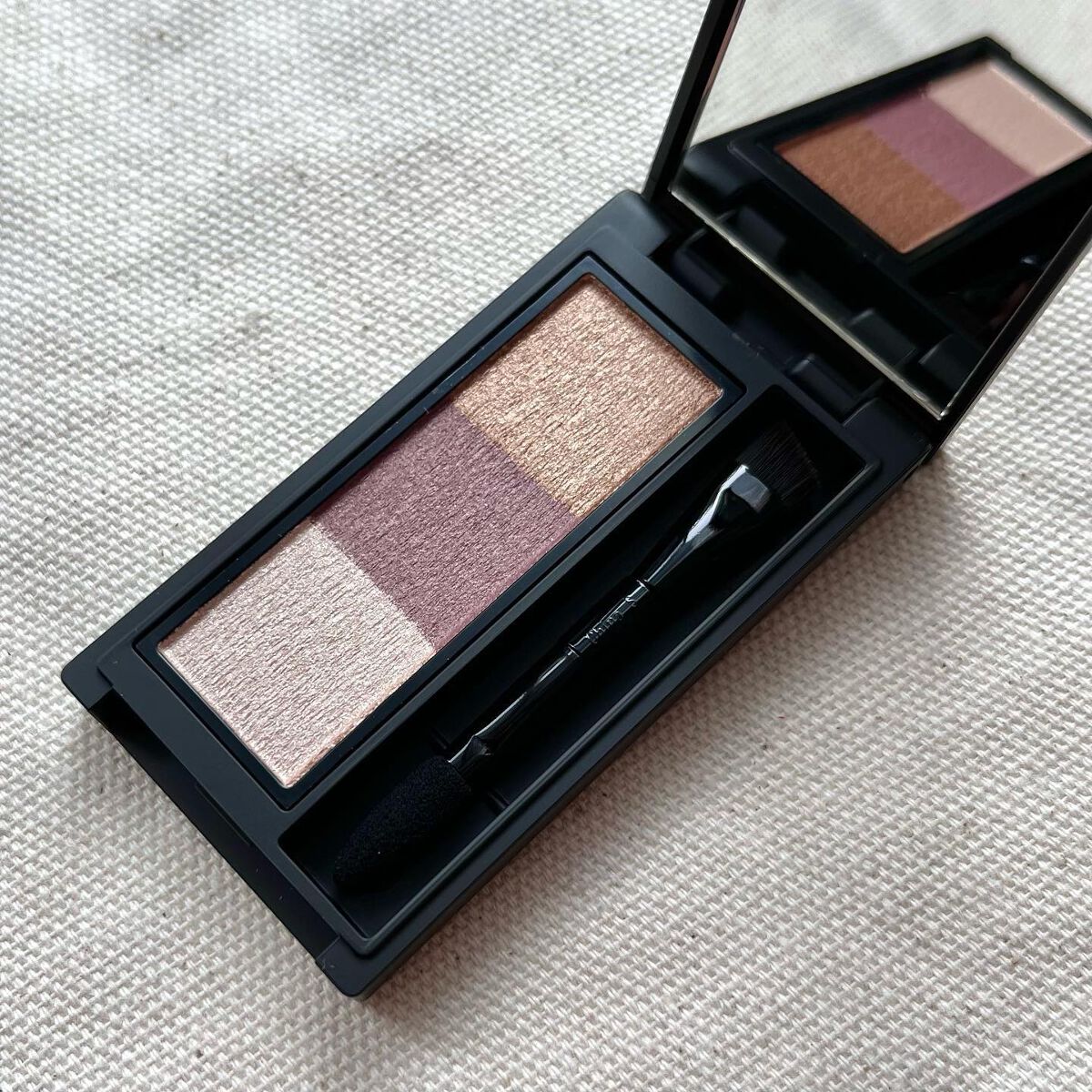 セルヴォーク インディケイトアイブロウパウダー 08 プラムブラウン/Celvoke/パウダーアイブロウを使ったクチコミ（1枚目）