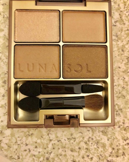 スキンモデリングアイズ/LUNASOL/アイシャドウパレットを使ったクチコミ(1枚目)