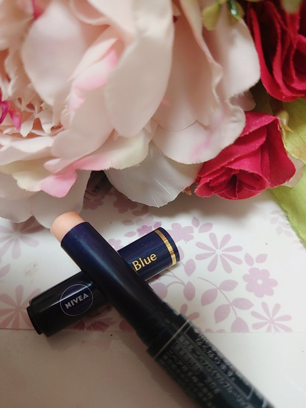 ニベア ロイヤルブルーリップ しっとりなめらかタイプ/ニベア/リップクリームを使ったクチコミ（2枚目）
