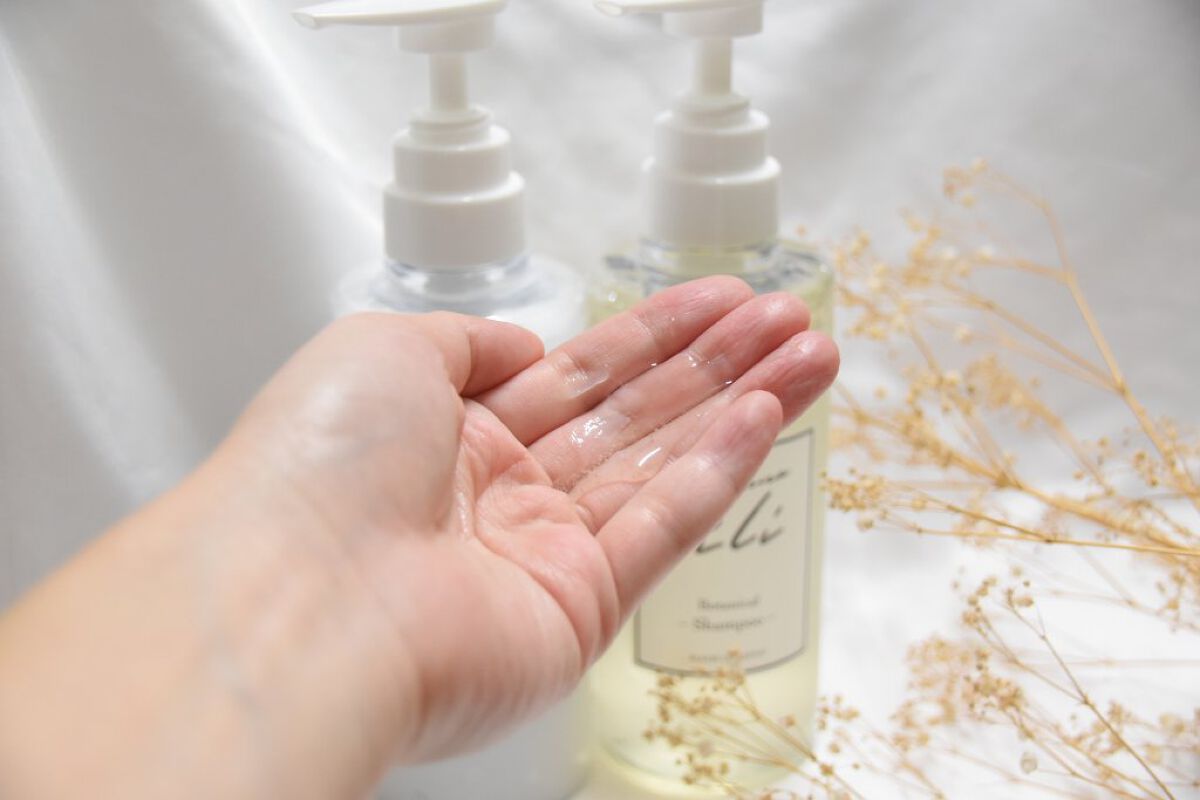 ヘアシャンプー ダメージケア／ヘアトリートメント ダメージケア シャンプー/MADONNA LILI/市販シャンプーを使ったクチコミ（2枚目）