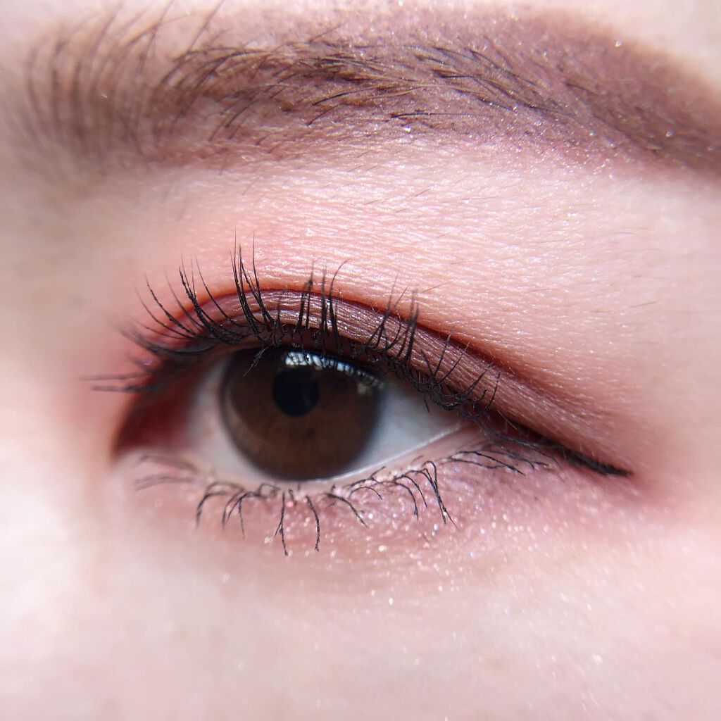 あゆみ on LIPS 「・\#todaysmake/・アイシャドウ☑@lunasolo..」(3枚目)