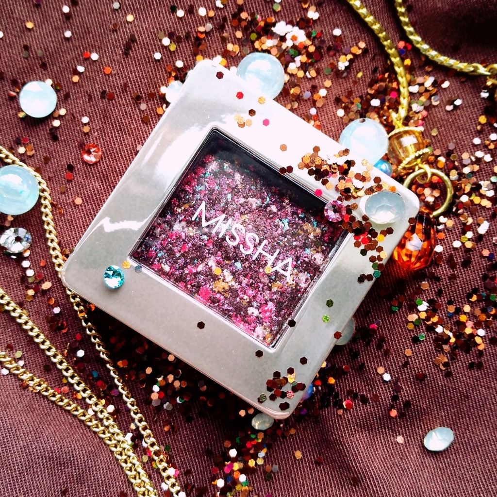 グリッタープリズム シャドウ/MISSHA/グリッターを使ったクチコミ(1枚目)