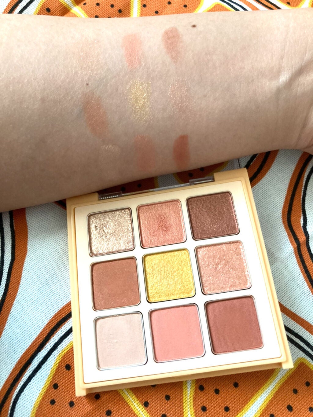 マテリアルカラーパレット/leur charme/アイシャドウパレットを使ったクチコミ(3枚目)