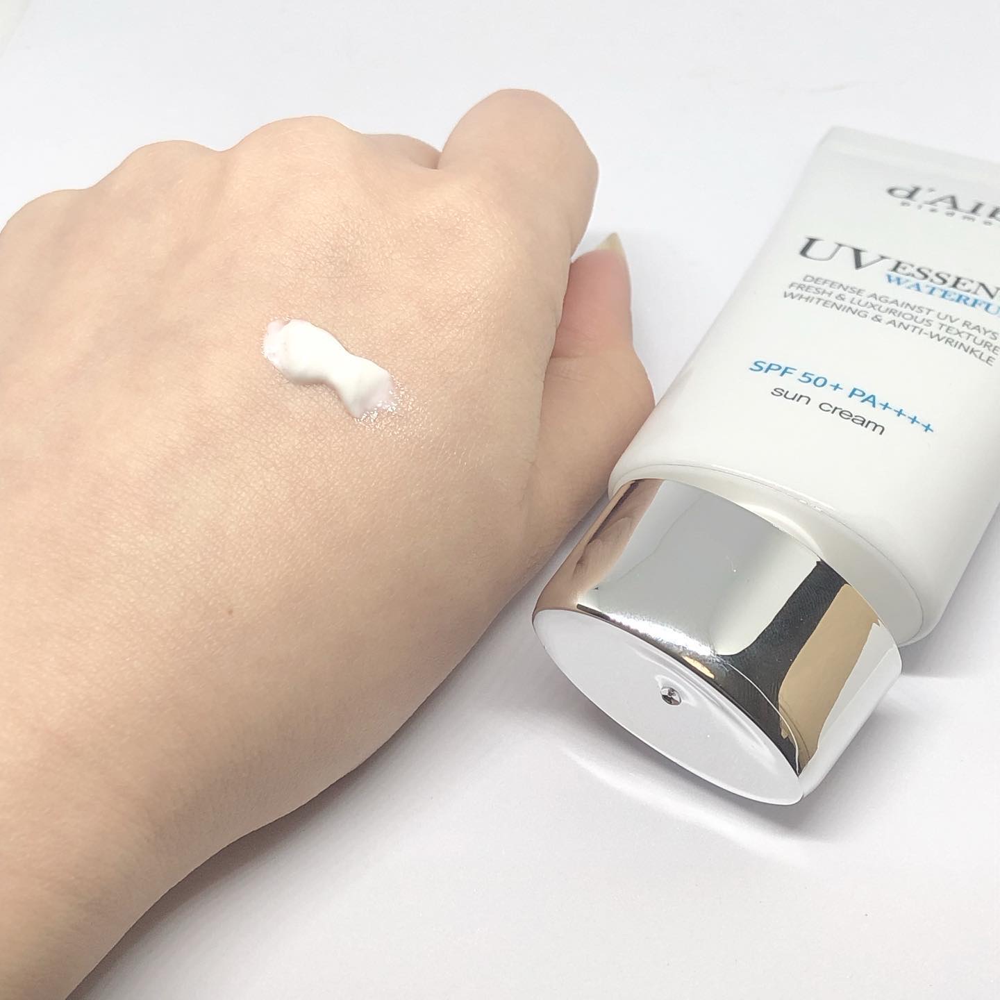 ダルバ ウォータフル エッセンス サンクリーム/ダルバ/日焼け止めクリームを使ったクチコミ（2枚目）