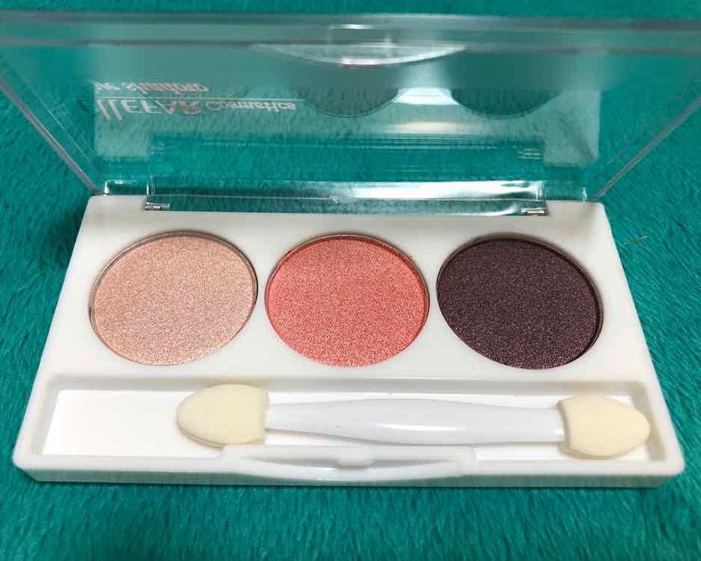 エルファー プロフェッショナル アイシャドウ/DAISO/アイシャドウパレットを使ったクチコミ(2枚目)