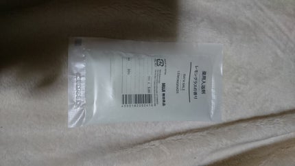 無印良品 瀬戸内海の塩バスソルト・レモングラスの香りのクチコミ「無印良品 薬用入浴剤。
レモングラスの香り。
瀬戸内海の海水から製塩した海塩を使用。
美肌成.....」(1枚目)