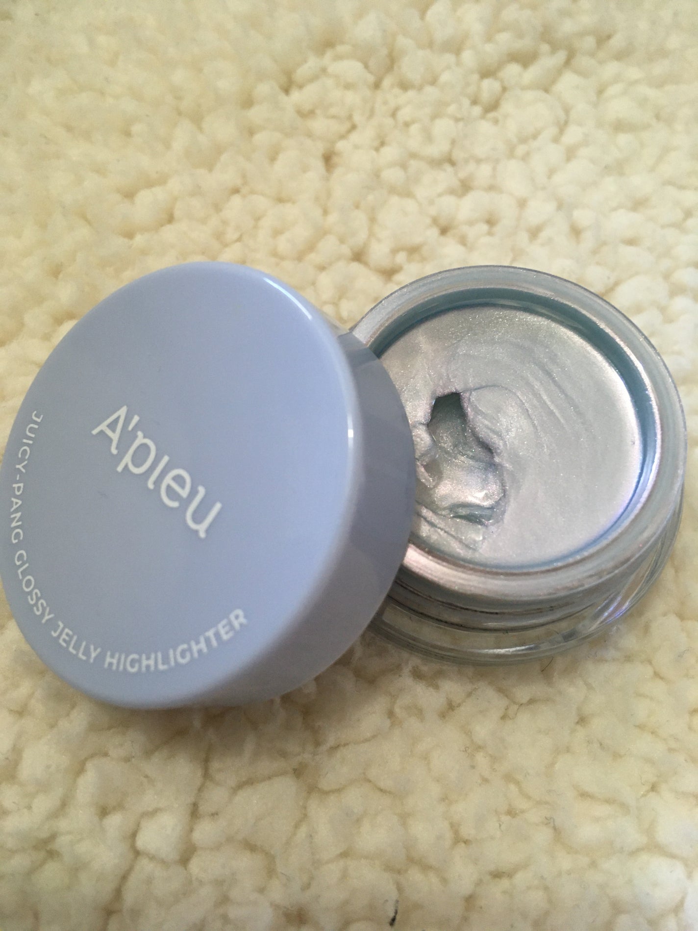 ジューシーパン グロッシージェリーハイライター/A’pieu/クリームハイライトを使ったクチコミ(1枚目)
