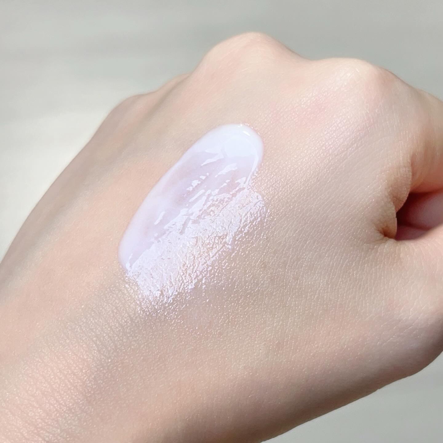 レ ベージュ ヘルシー グロウ プライマー フロスティ ホワイト/CHANEL/化粧下地を使ったクチコミ（2枚目）