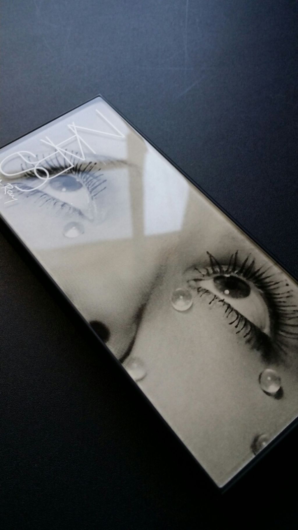 グラスティアーズ アイシャドーパレット/NARS/アイシャドウパレットを使ったクチコミ（2枚目）