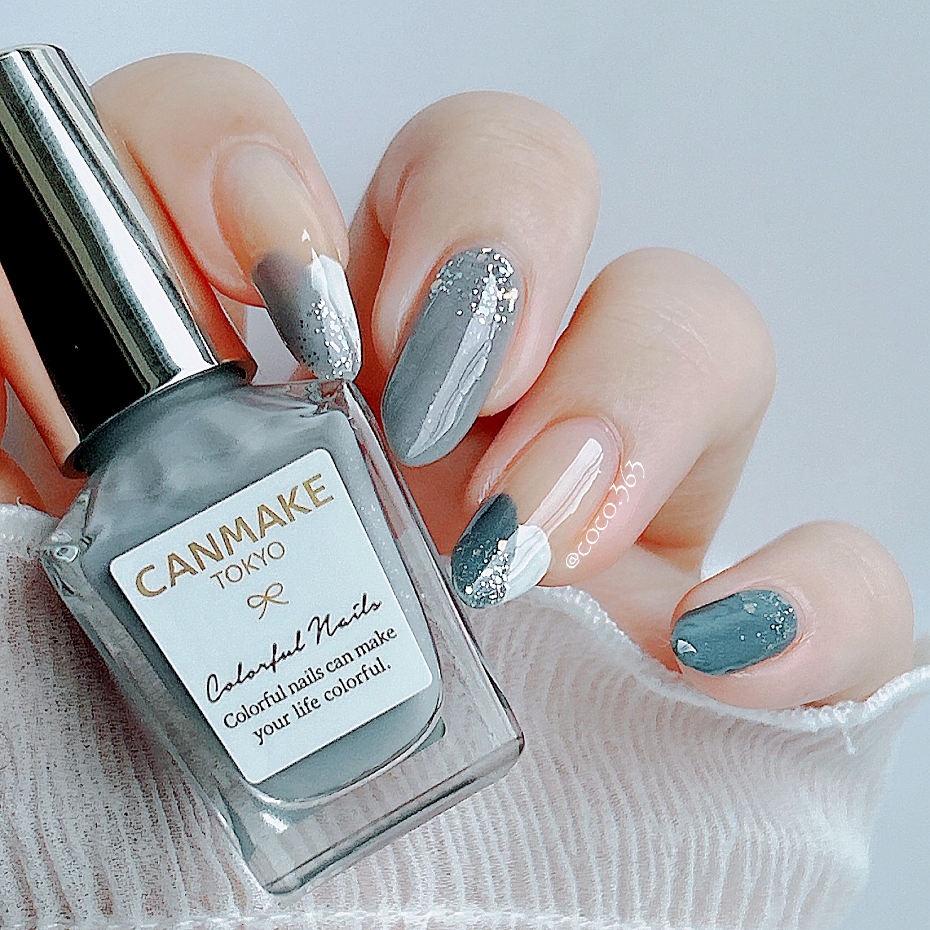 カラフルネイルズ/キャンメイク/マニキュアを使ったクチコミ（3枚目）