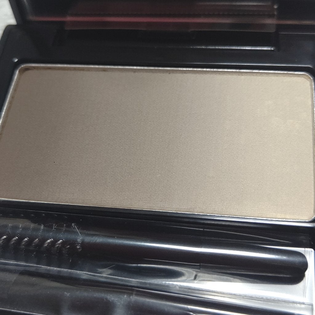 ブローシェーダー/shu uemura/パウダーアイブロウを使ったクチコミ(2枚目)