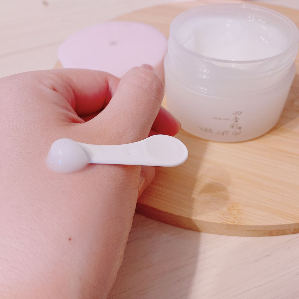 ホワイトリフトジェル/四季彩/オールインワン化粧品を使ったクチコミ（3枚目）