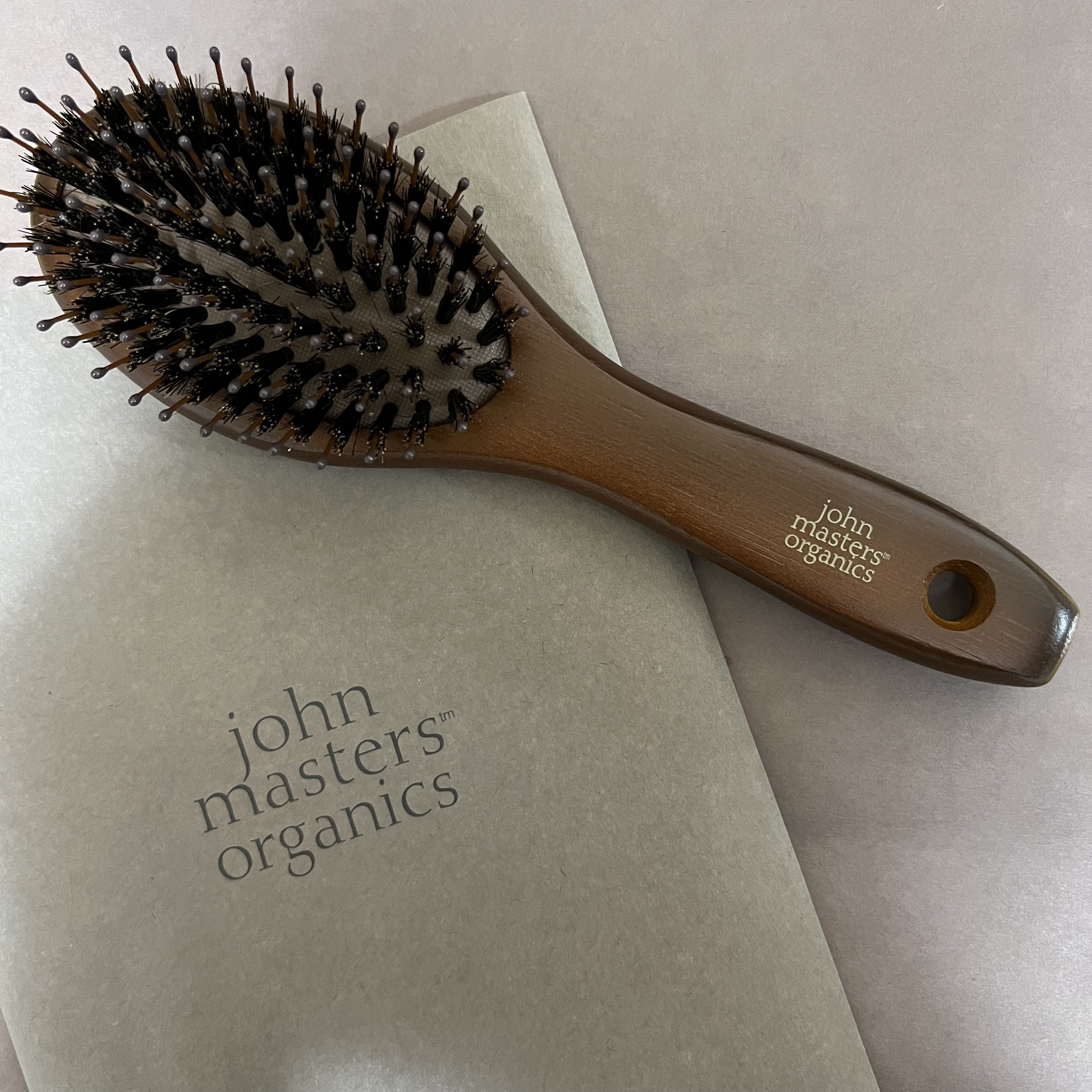 コンボパドルブラシ コンボパドルブラシ/john masters organics/ヘアブラシを使ったクチコミ（1枚目）