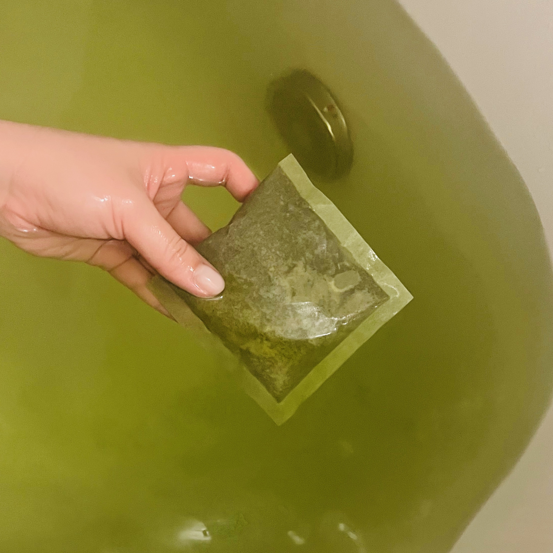 薬用ハーバルホットスパ/AYURA/生薬系入浴剤を使ったクチコミ（2枚目）