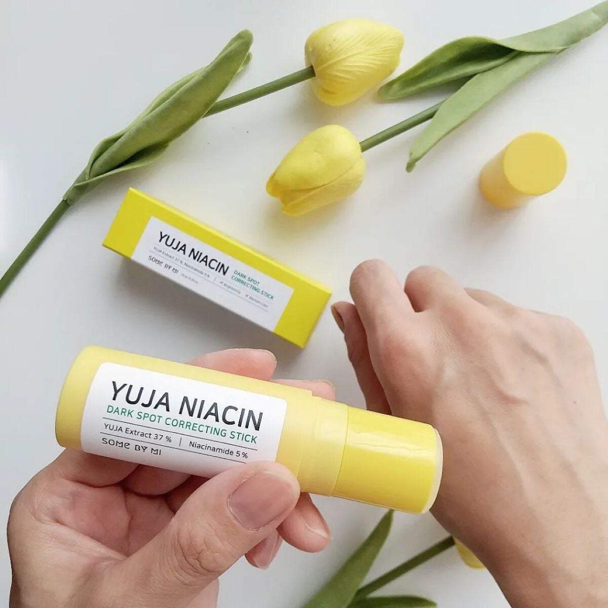 ゆずナイアシンダークスポットコレックティングスティック/SOME BY MI/美容液を使ったクチコミ(3枚目)