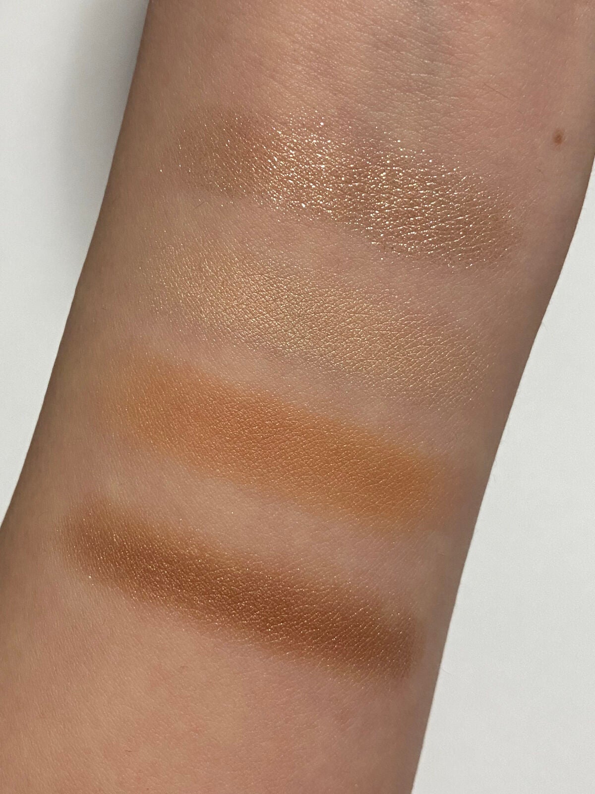 ベージュトーンアイシャドウ/CEZANNE/アイシャドウパレットを使ったクチコミ(3枚目)