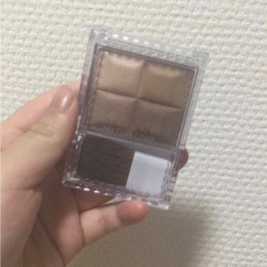 セザンヌミックスチーク
この商品はとにかくナチュラルに仕上がります！
発色が悪いのかな？と思う方もいらっしゃると思います。
発色が悪いのではなく、なんなら結構発色いいです。でも私は以前キャンメイクのシェ