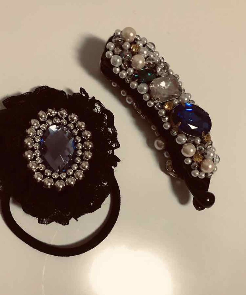 あまてら@フォロバ on LIPS 「ハンドメイドのヘアアクセサリー。ド派手にし過ぎたのでおうち用‥..」(1枚目)