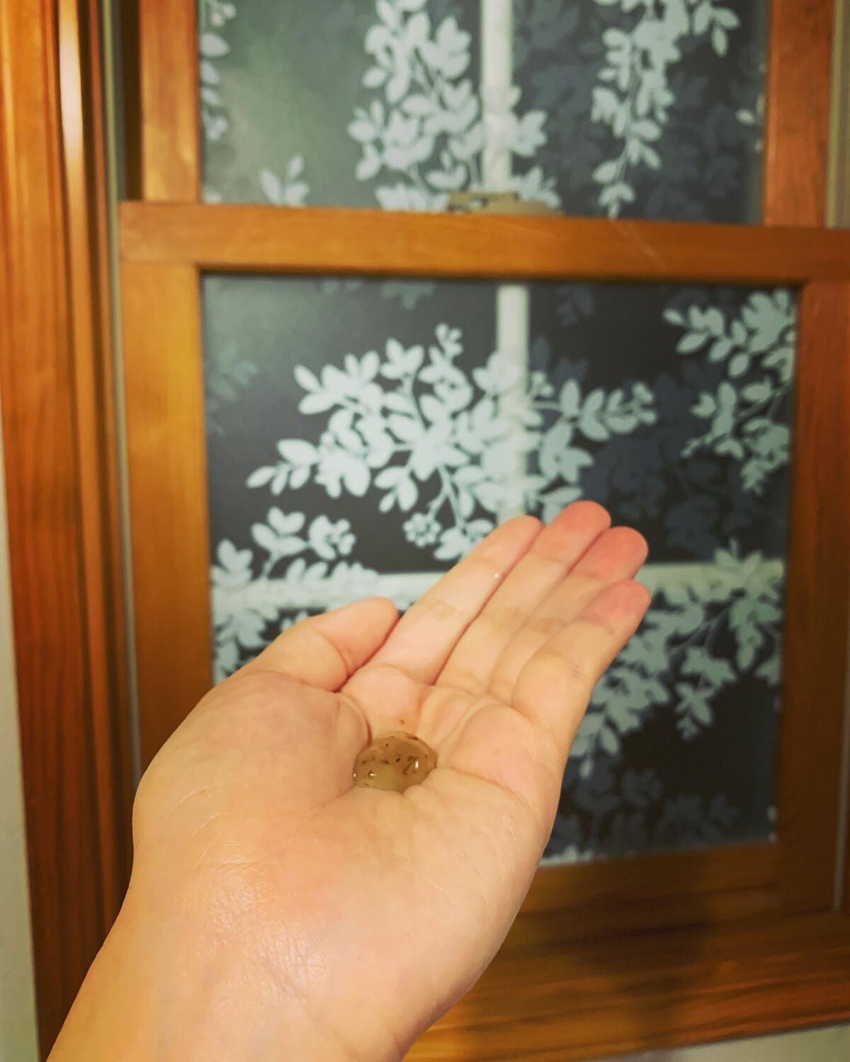 ai on LIPS 「めっちゃリラックス効果の期待できる匂いに包まれながら、顔を綺麗..」(2枚目)