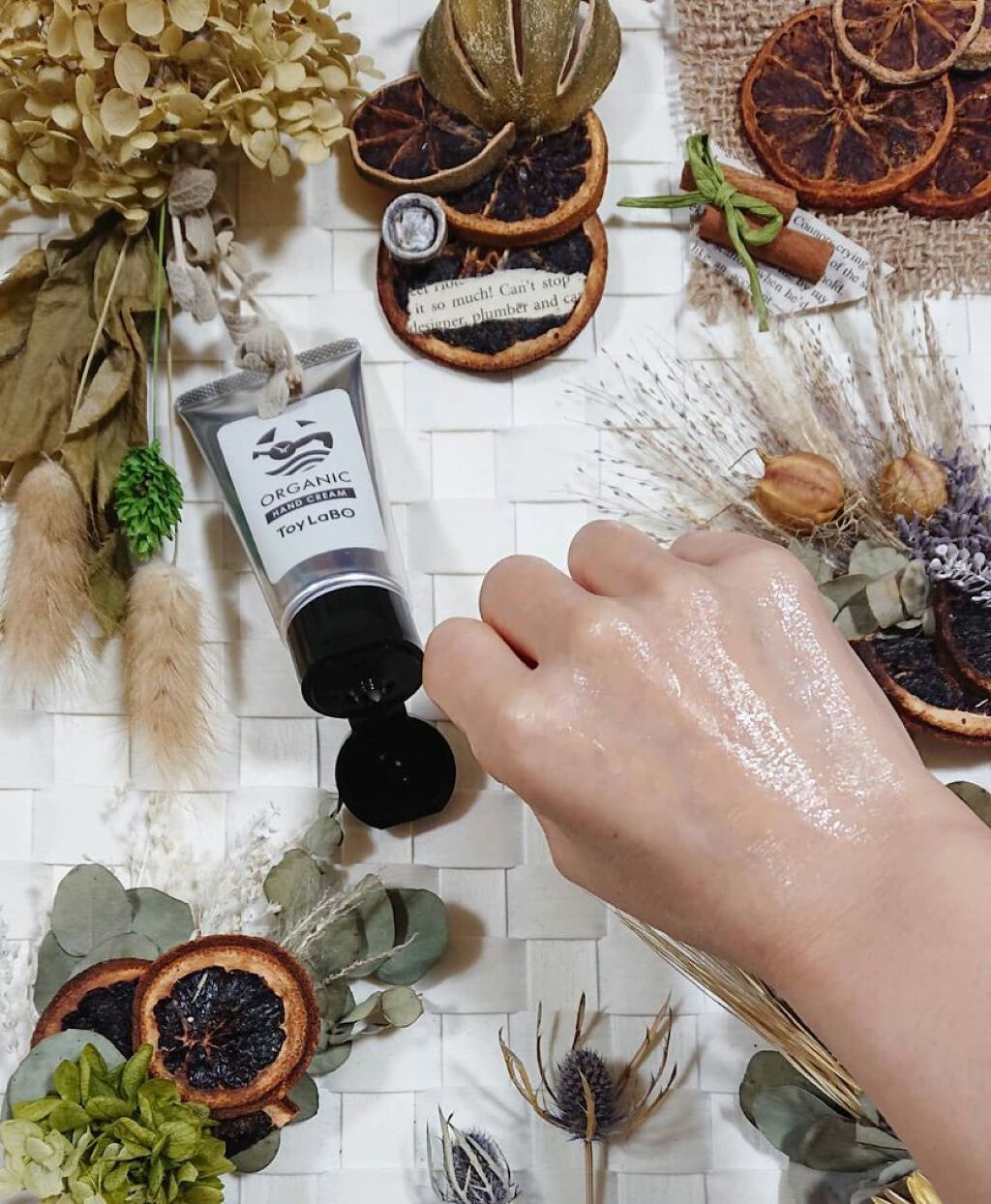 オーガニックハンドクリーム/ToyLaBO/ハンドクリームを使ったクチコミ（3枚目）