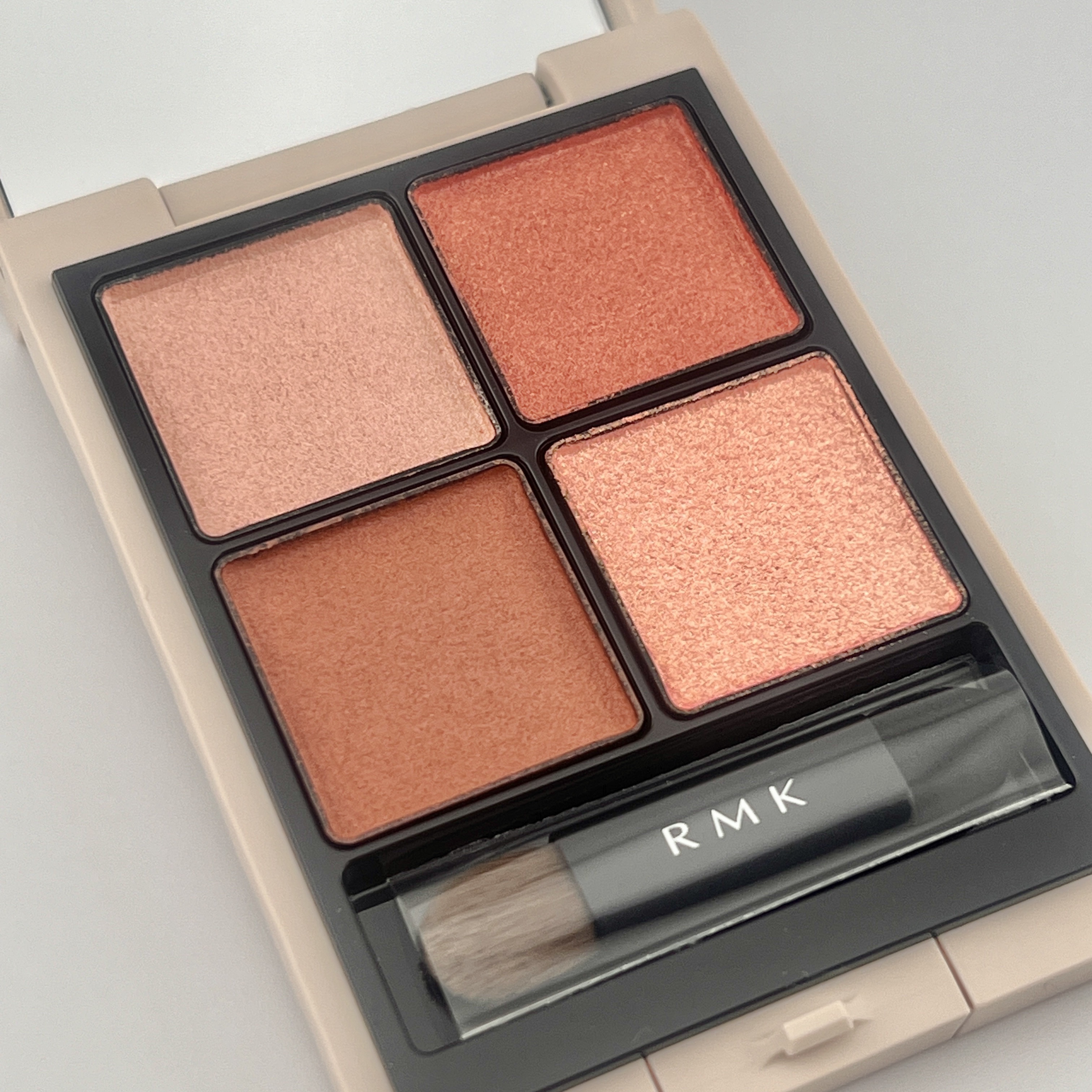 未使用　RMK シンクロマティックアイシャドウパレット EX05 インサイト RMK シンクロマティック アイシャドウパレット EX-05 インサイト