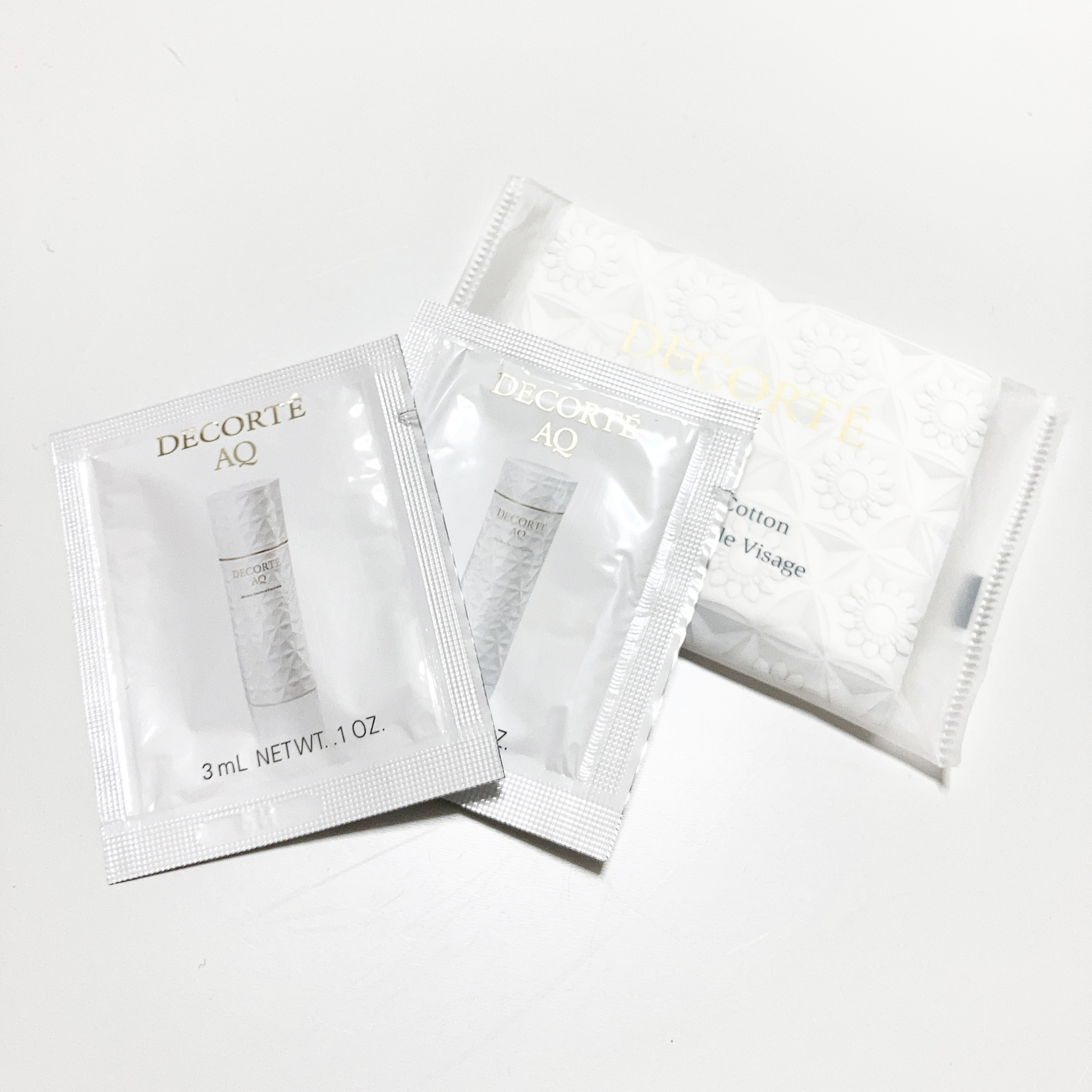 AQ アブソリュート エマルジョン マイクロラディアンス Ⅰ/DECORTÉ/乳液を使ったクチコミ（1枚目）