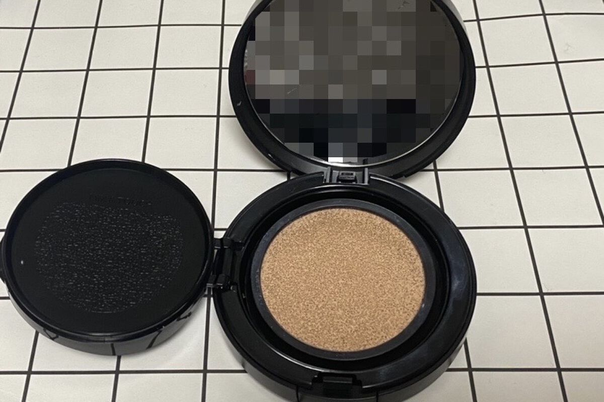 エッセンシャル スキン ヌーダー クッション Fair(本体+リフィル)/JUNG SAEM MOOL/クッションファンデーションを使ったクチコミ（2枚目）