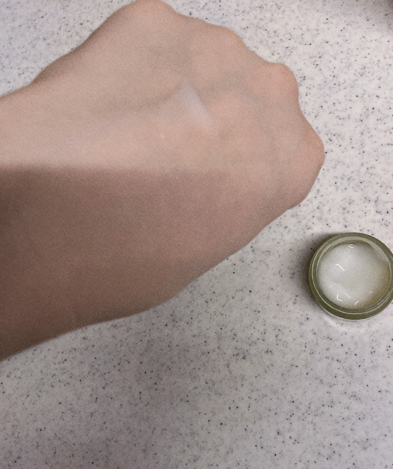 BRING GREEN ヨモギカーミング水分クリームのクチコミ「【使った商品】
BRING GREEN
ヨモギカーミング水分クリーム
カワラヨモギカーミングウ.....」（2枚目）