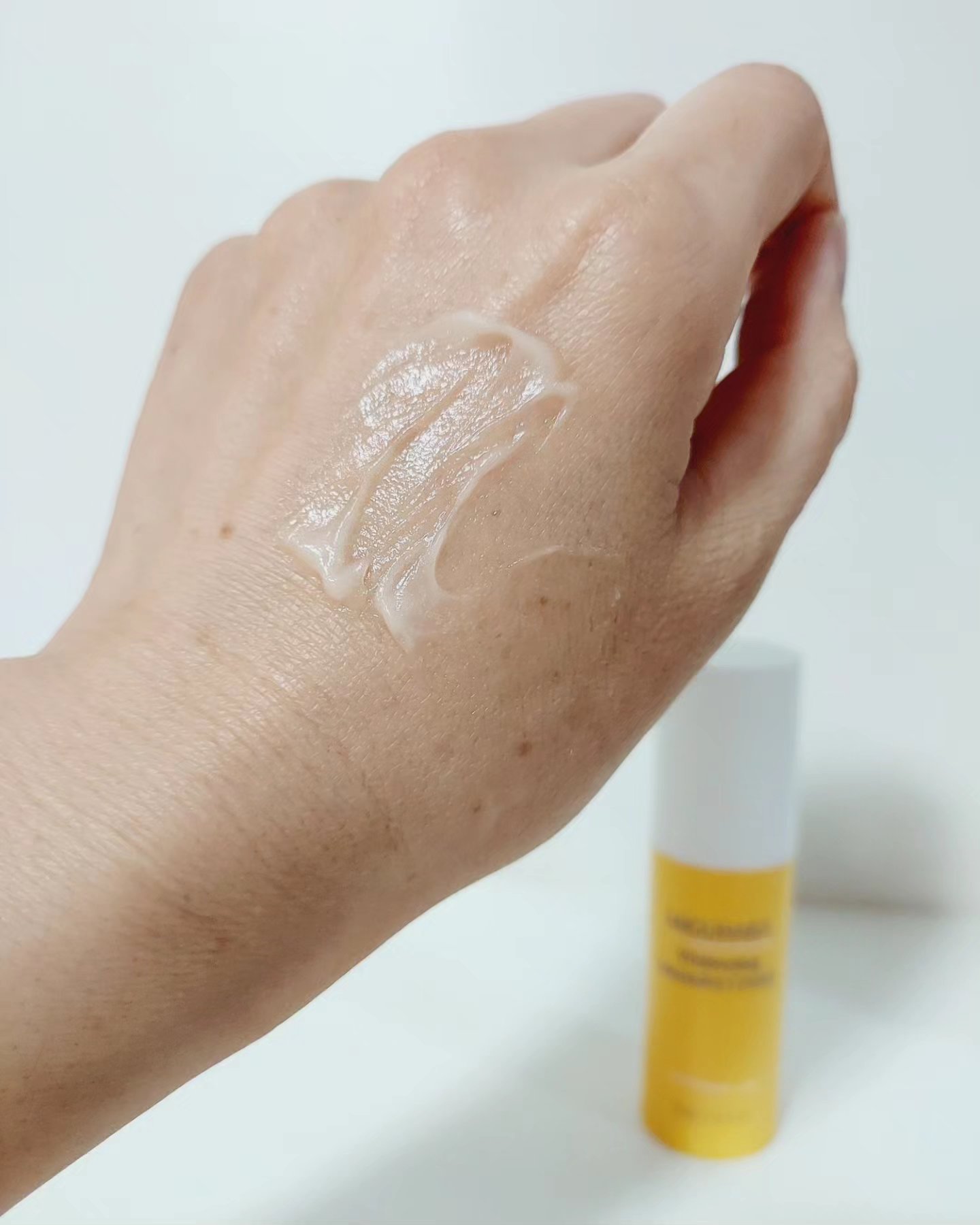 MIGUHARA ホワイトニングインテンシブクリームのクチコミ「美白ケアの最強助っ人🥰💓

✅MIGUHARA
Whitening-line
ホワイトニングイ.....」（3枚目）