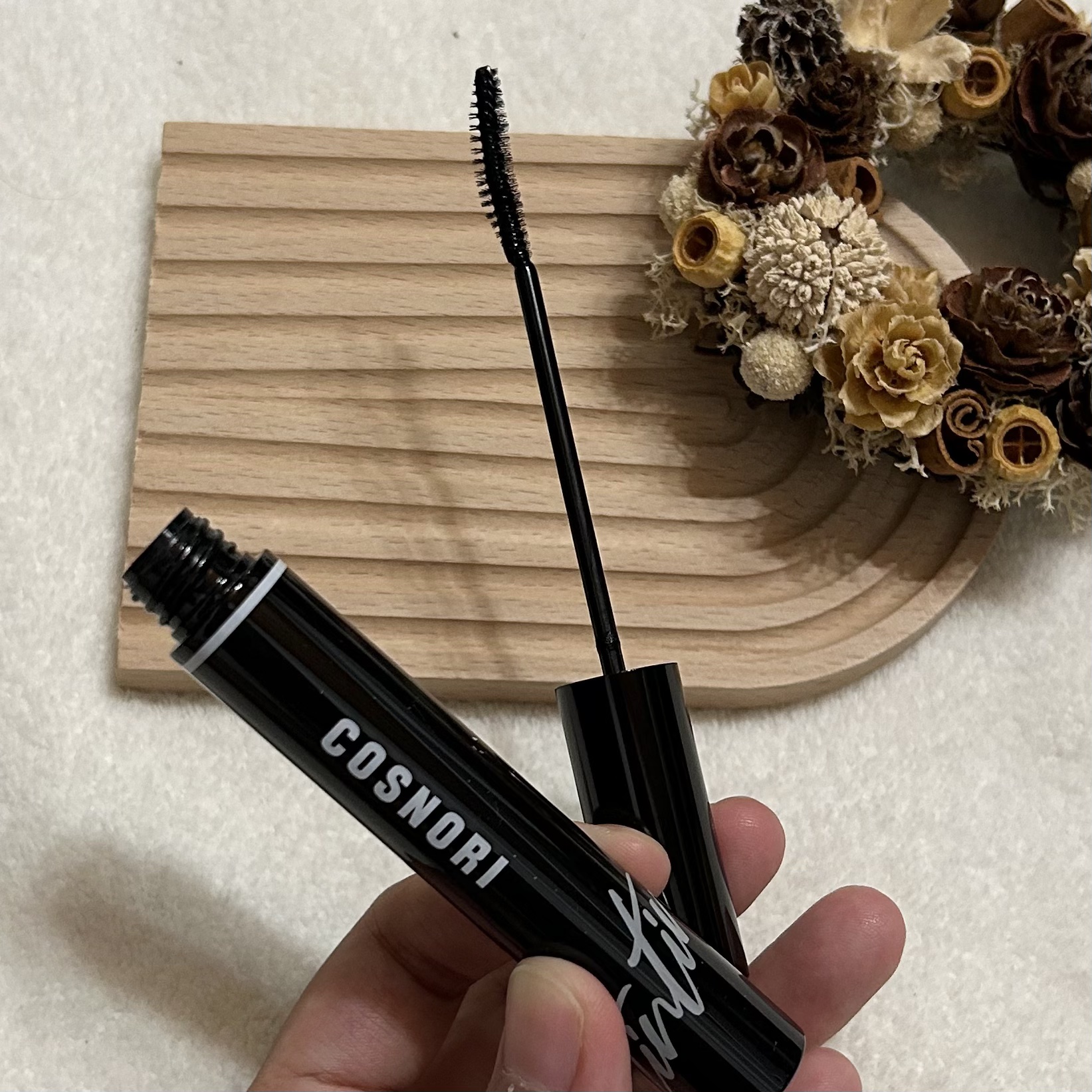 ロングアクティブアイラッシュセラム/COSNORI/まつげ美容液を使ったクチコミ（2枚目）