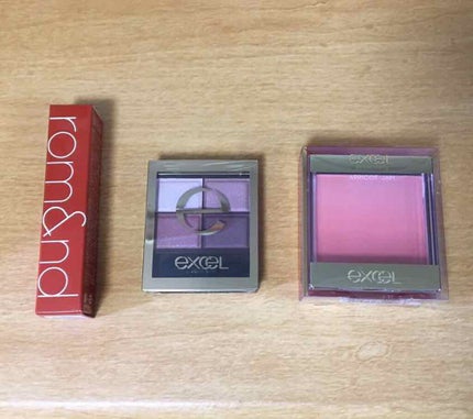 オーラティック ブラッシュ/excel/パウダーチークを使ったクチコミ(1枚目)