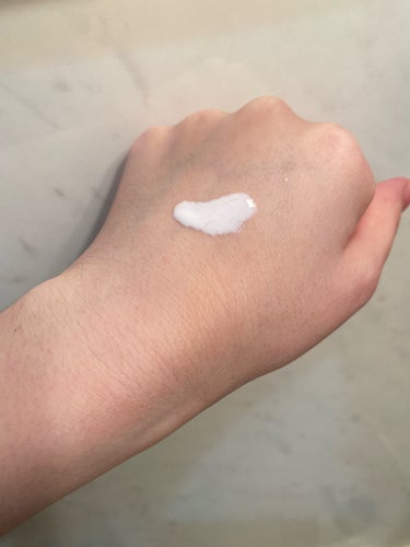 スキンケア UV エッセンス ミルク/雪肌精/日焼け止め・UVケアを使ったクチコミ（2枚目）