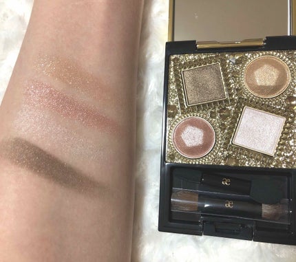 コフレ キャプティバン/Elégance/メイクアップキットを使ったクチコミ(2枚目)