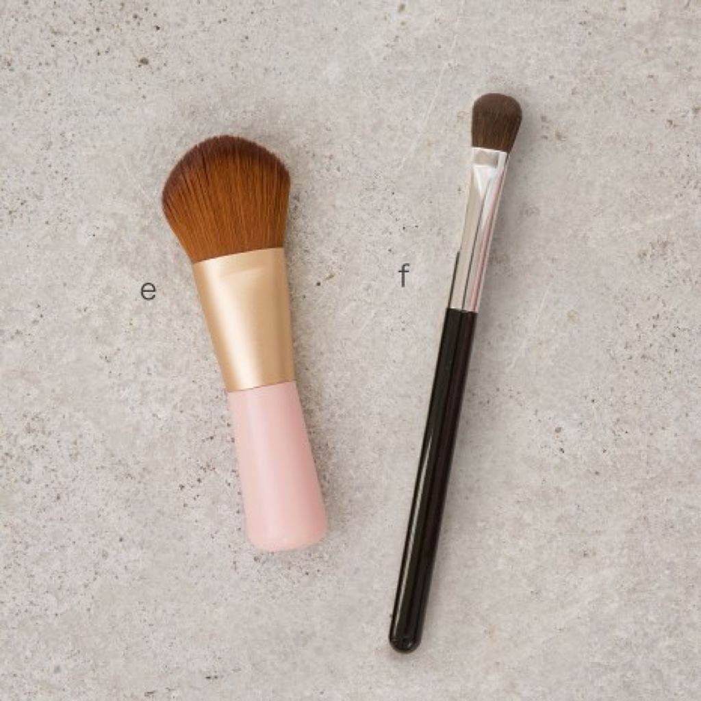 艶肌ファンデーションブラシ/貝印/メイクブラシを使ったクチコミ(2枚目)