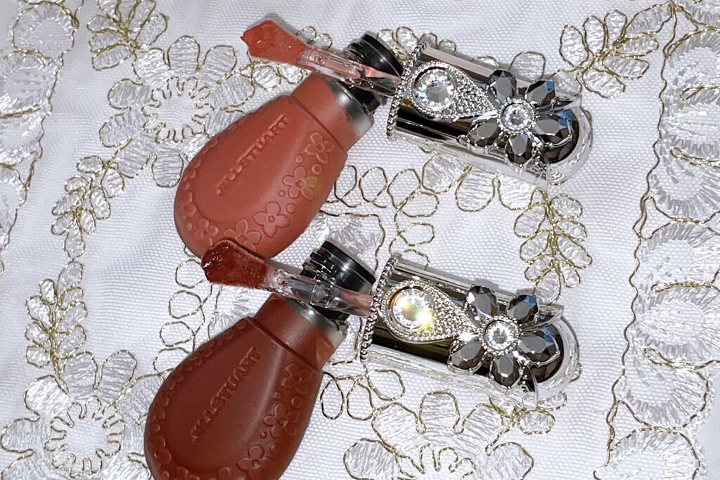 ジルスチュアート ブルームドロップ リップ＆チーク シフォン 08 cassis bubbles/JILL STUART/リキッドチークを使ったクチコミ（1枚目）