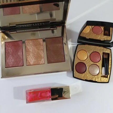 リュクス チーク & ハイライト パレット/BOBBI BROWN/パウダーハイライトを使ったクチコミ(1枚目)