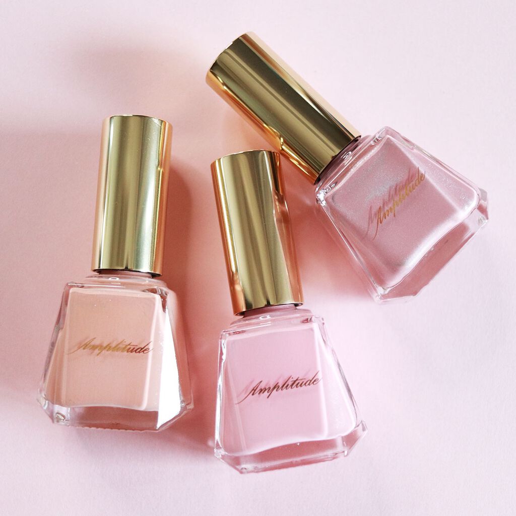 コンスピキュアス ネイルカラー　/Amplitude/マニキュアを使ったクチコミ（2枚目）