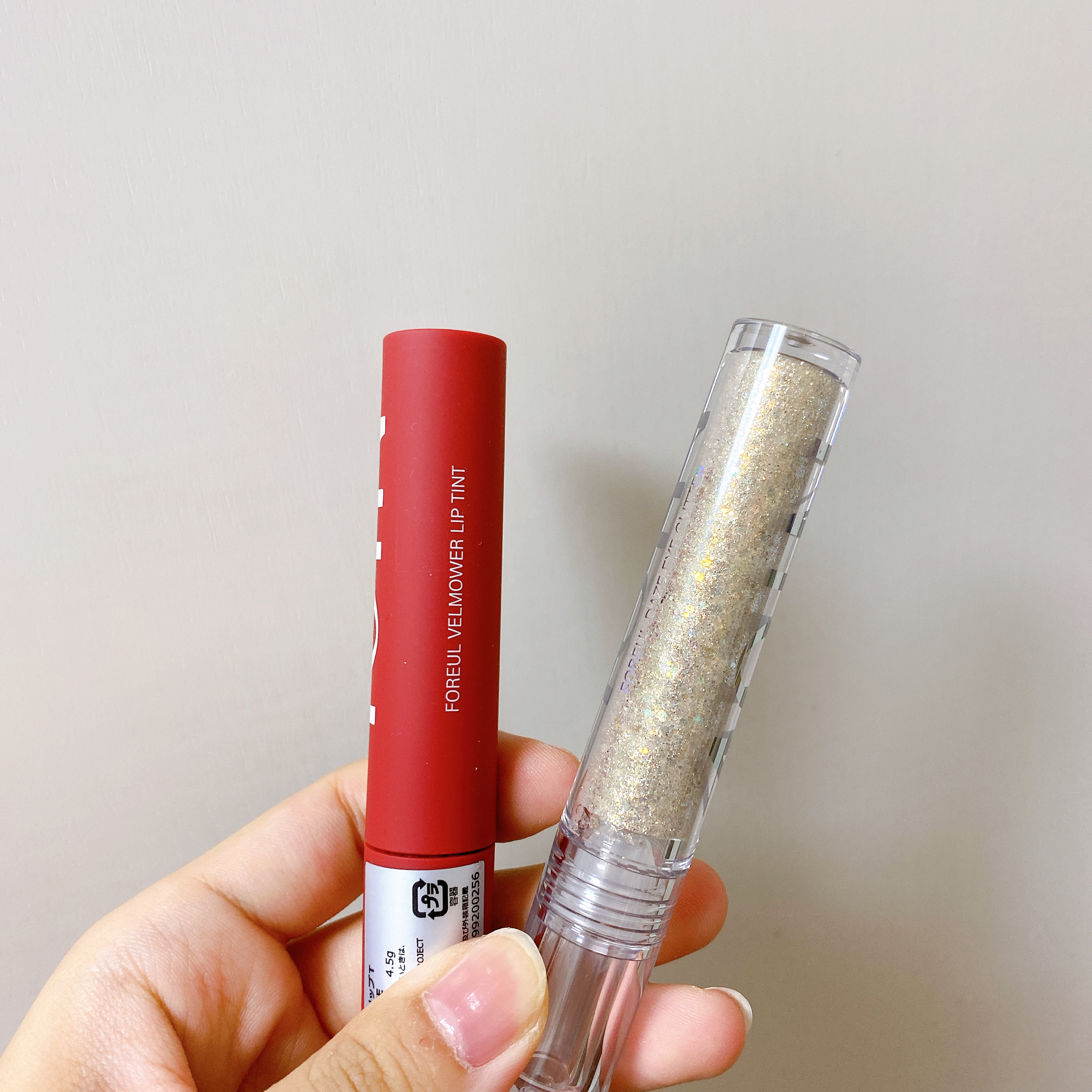 DAZE EYE GLITTER 02 CHAMPAGNE GOLD/4OIN /リキッドアイシャドウを使ったクチコミ（2枚目）