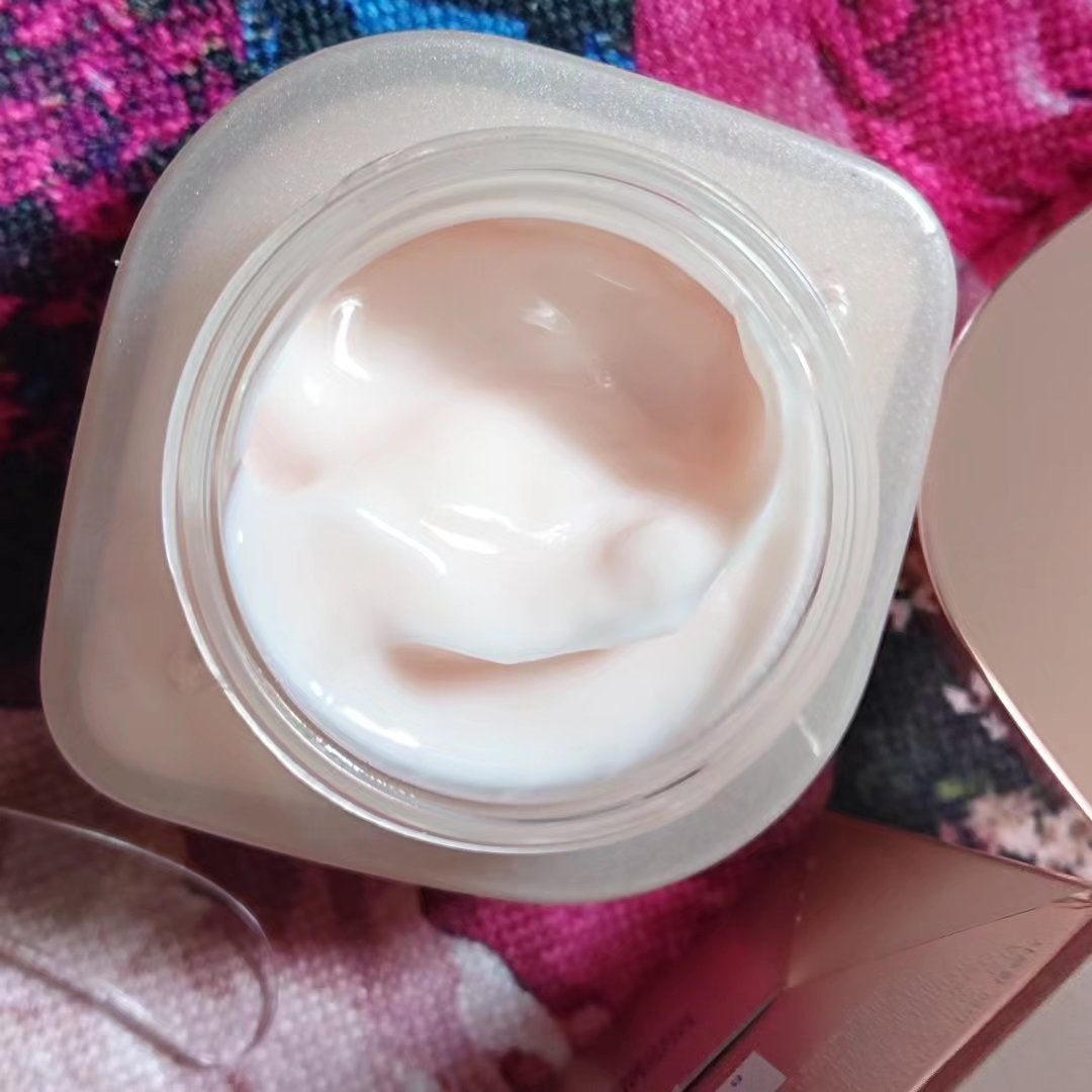 ミシャ グロウ スキンバーム(R)/MISSHA/化粧下地を使ったクチコミ(2枚目)