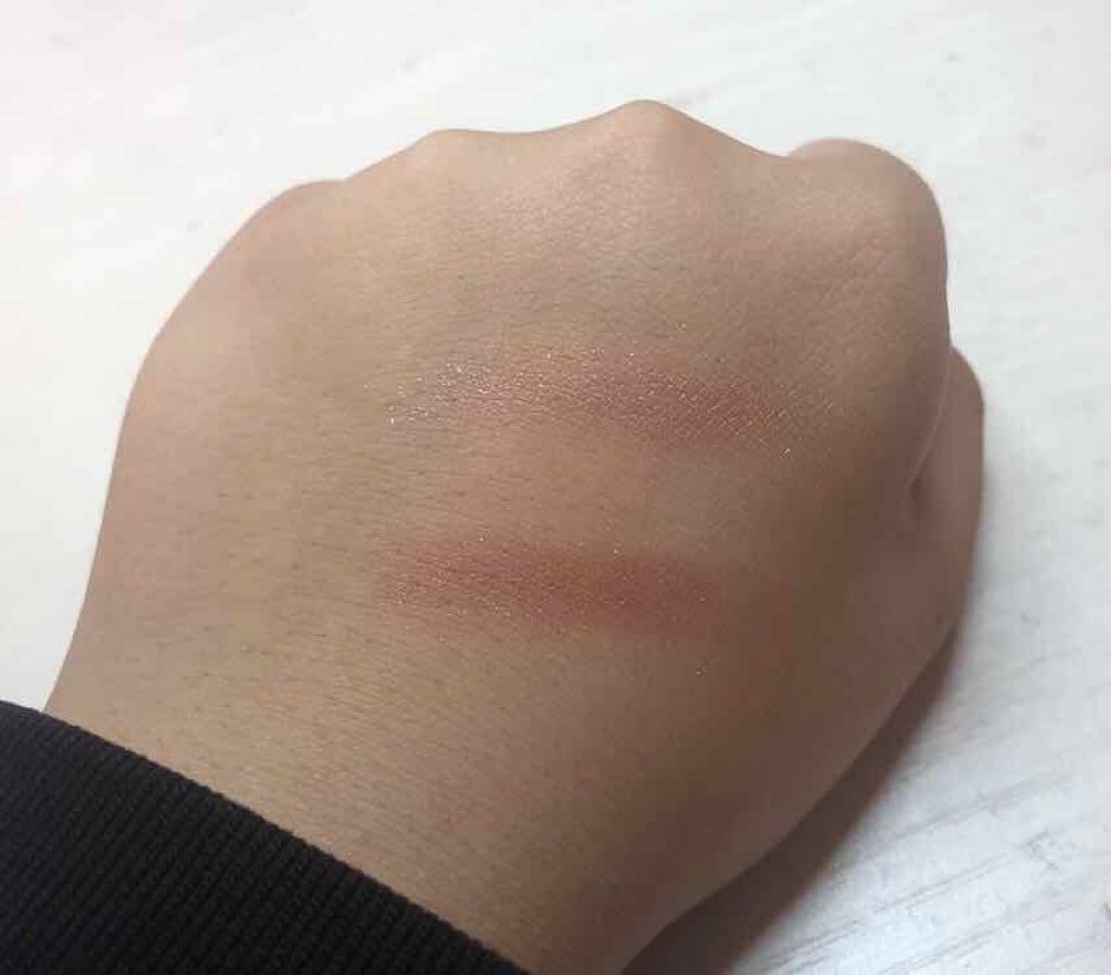 シャドーカスタマイズ/MAJOLICA MAJORCA/単色アイシャドウを使ったクチコミ(3枚目)