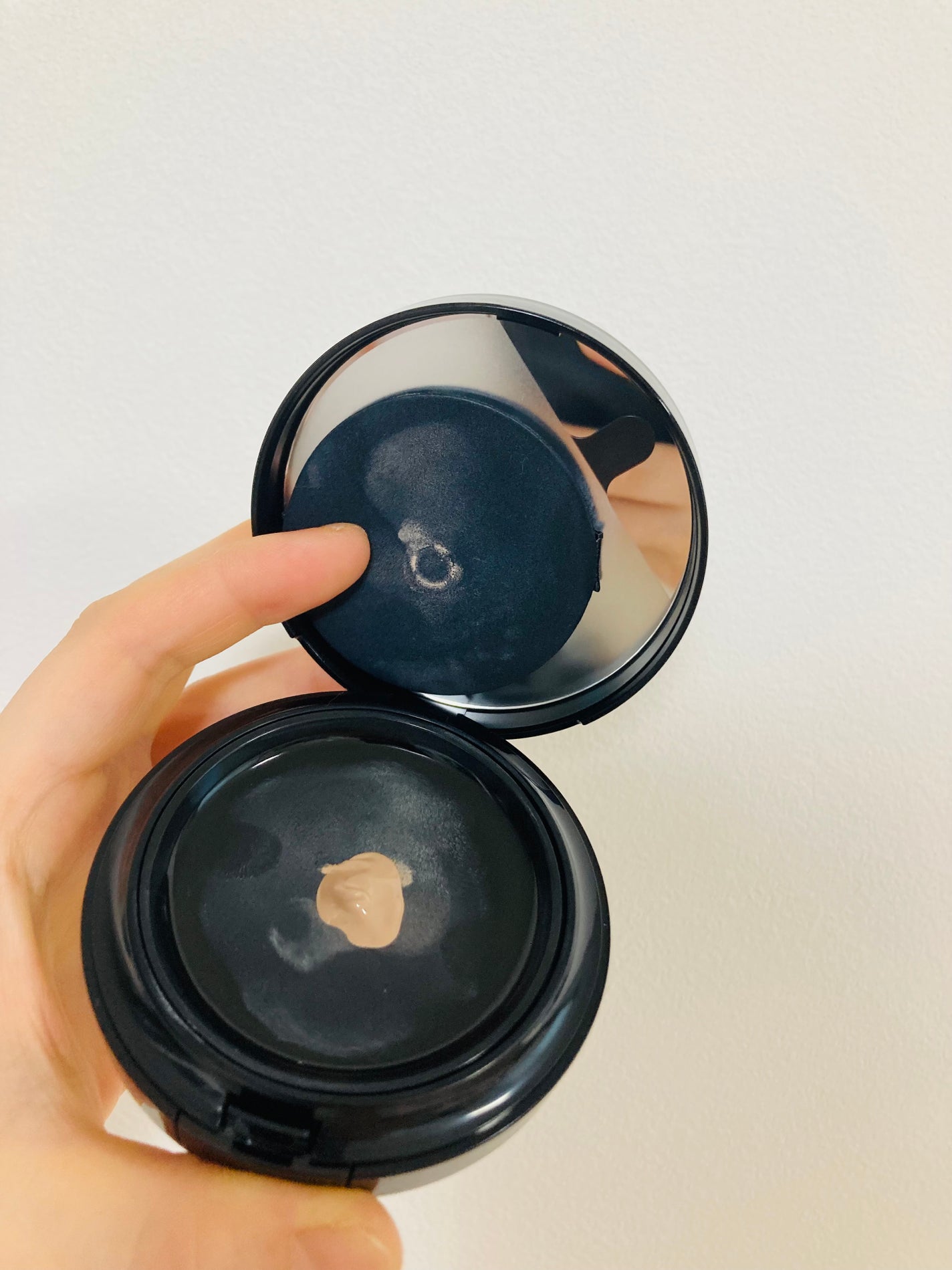 V3 エキサイティングファンデーション/SPICARE/クッションファンデーションを使ったクチコミ(4枚目)