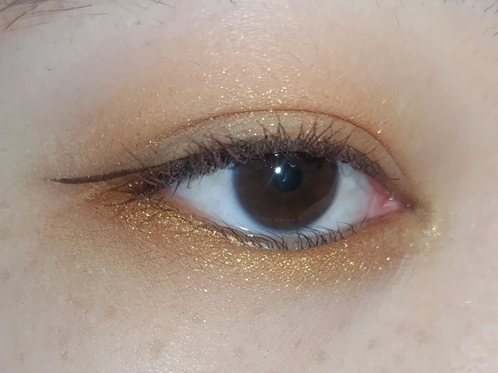 パウダー キス アイシャドウ/M・A・C/単色アイシャドウを使ったクチコミ（2枚目）