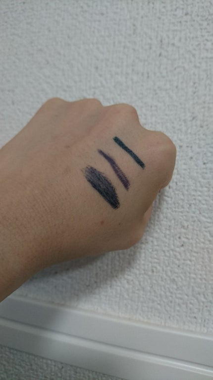 モテライナー リキッド/UZU BY FLOWFUSHI/リキッドアイライナーを使ったクチコミ(2枚目)