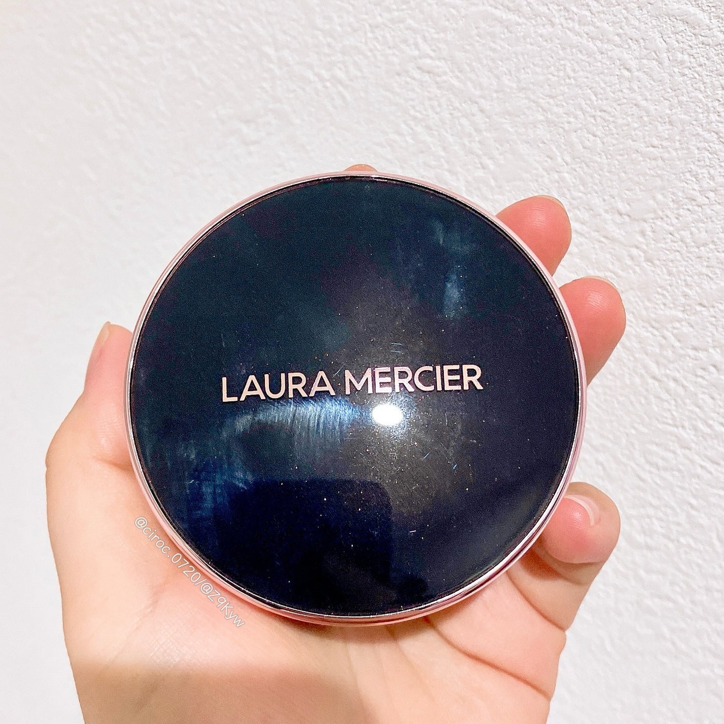 フローレス ルミエール ラディアンス パーフェクティング トーンアップ クッション/ローラ メルシエ/クッションファンデーションを使ったクチコミ(2枚目)