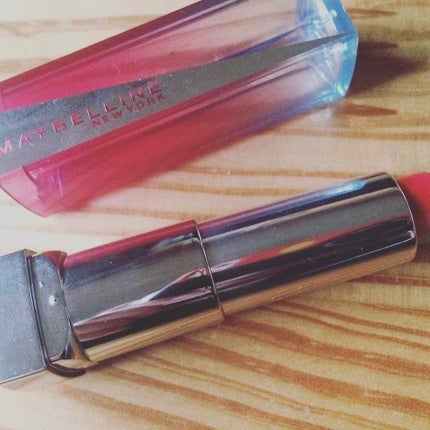 リップ フラッシュ ビッテン ストロボ/MAYBELLINE NEW YORK/口紅を使ったクチコミ(2枚目)