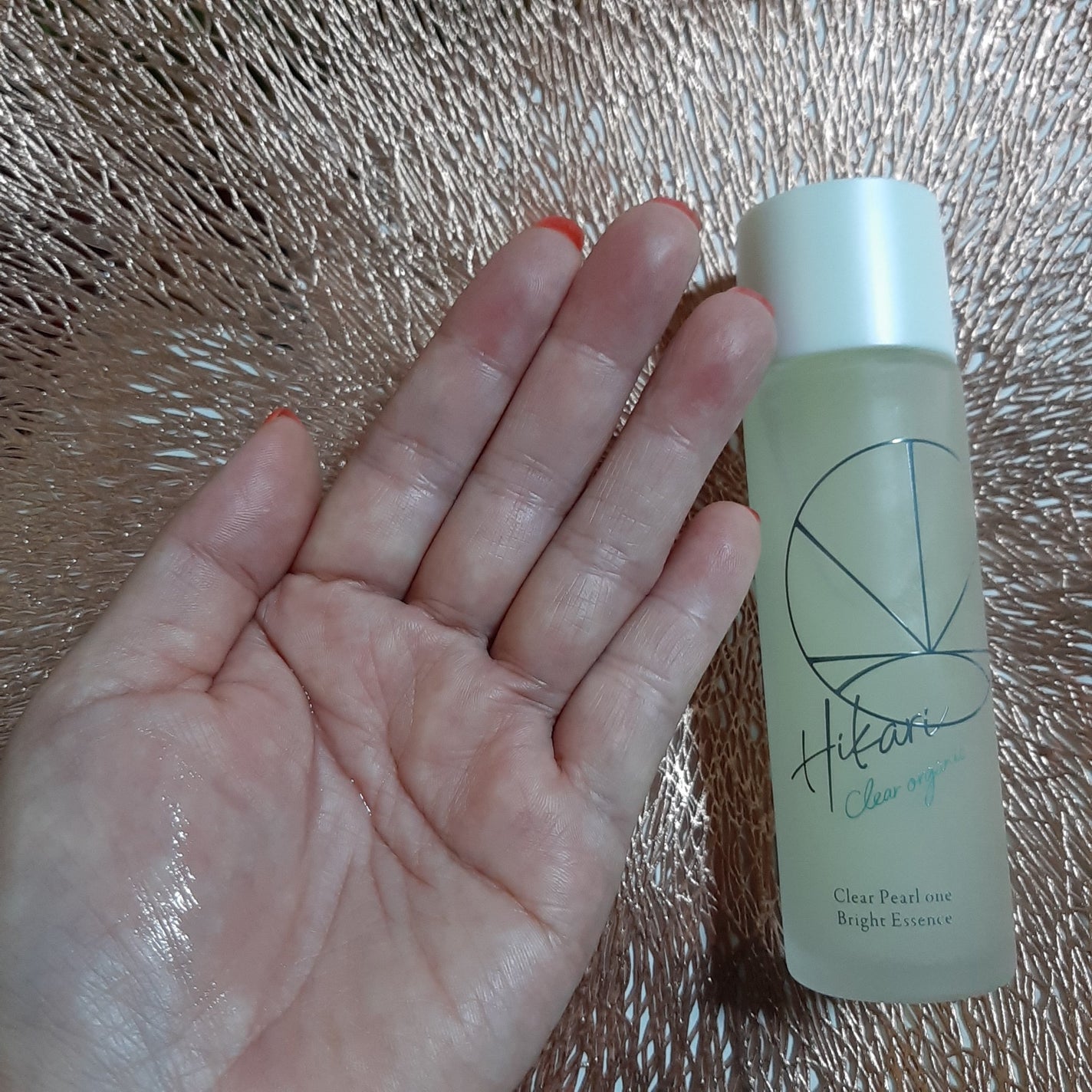 クリアパールワン ブライトエッセンス/HIKARI CLEAR オーガニック/美容液を使ったクチコミ(2枚目)